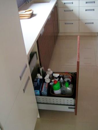 Kliknij aby powikszyc | meblo, producent mebli, meble azienkowe, meble kuchenne, szafy, garderoby, meble warszawa